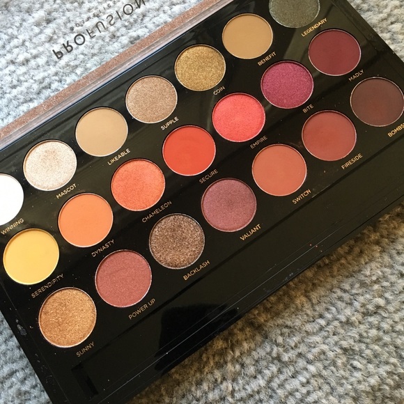 ✨✶ PROFUSION ❖ CONFIDENCE ❖  PALETTE ✶✨ - Picture 4 of 5